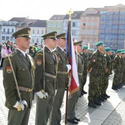 Hejtmanka Stráská během připomenutí 101. výročí vzniku ČSR a 15 let roty aktivních záloh.