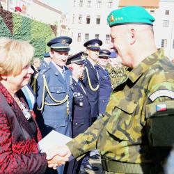 Hejtmanka Stráská během připomenutí 101. výročí vzniku ČSR a 15 let roty aktivních záloh.