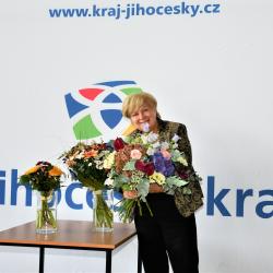 Poslední zasedání Zastupitelstva Jihočeského kraje za uplynulé volební období 2016 až 2020 se konalo ve čtvrtek 24. září z bezpečnostních důvodu kvůli koronavirové pandemii v Pavilonu T1 na českobudějovickém výstavišti. 