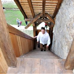 Bude jednou z hlavních turistických novinek letošní sezóny na jihu Čech. A sloužit by zároveň také měla, vzhledem ke své poloze na česko-rakouské hranici, k přeshraničnímu setkávání a prohlubování spolupráce mezi oběma státy.