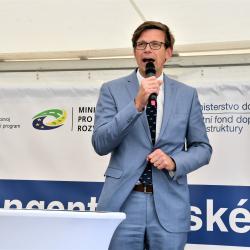 Jižní tangenta byla dnes dokončena a uvedena do provozu.