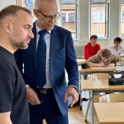 Více než sto let tradice, ale zároveň škola, která se neustále proměňuje. Střední průmyslová škola stavební v Českých Budějovicích v posledních letech výrazně investovala do svého zázemí i kvality výuky. 