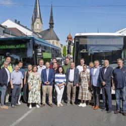 Jihočeši budou moci od letošního léta vyrazit veřejnou dopravou bez přestupů do bavorského Philippsreutu i rakouského Bad Leonfeldenu. 