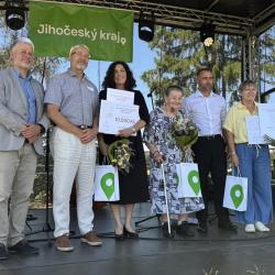Při slavnostním setkání byla předána také ocenění hejtmana Jihočeského kraje za zachování a rozvoj lidových tradic, která z rukou představitelů kraje převzaly Anna Bendářová, Jana Pulcová a Dagmar Hálová.