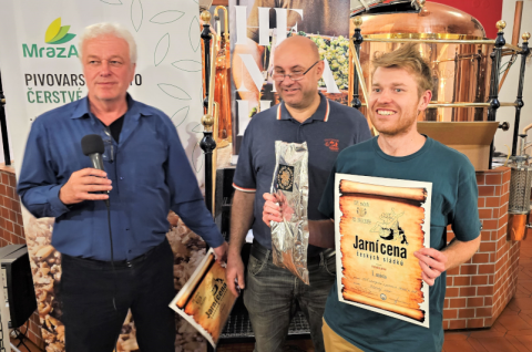 Školní minipivovar SOŠ ekologické a potravinářské Veselí nad Lužnicí získal na 16. ročníku Jarní ceny českých sládků 2024 za pivo Blatský sour 1. místo.