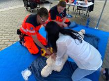 Zdravotnické záchranné služby oslaví Den linky 155. Evidují rekordní počty výjezdů.
