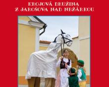 V sobotu 18. července 2026 se do Jindřichova Hradce po roce vrací Folklorní festival. Již sedmnáctý ročník oblíbené kulturní akce přivítá soubory z jižních Čech, Prahy i jižní Moravy a nabídne návštěvníkům den plný lidových písní, tanců, muziky i pestrých krojů.