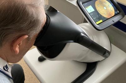 Zrak diabetiků vyšetřují ve Strakonicích za pomoci umělé inteligence.