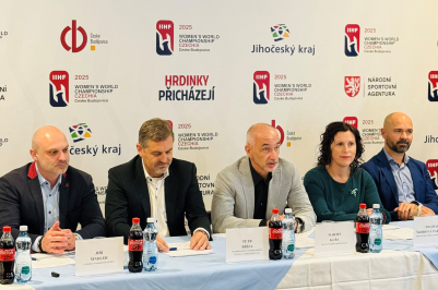 V úterý 22. října se v prostorách českobudějovické arény konala tisková konference k mistrovství světa žen, které se v jihočeské metropoli odehraje v dubnu příštího roku. 